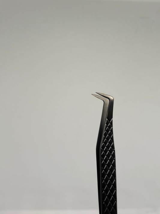 The Master Artist Tweezer